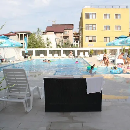 Sangria Gæstehus Năvodari